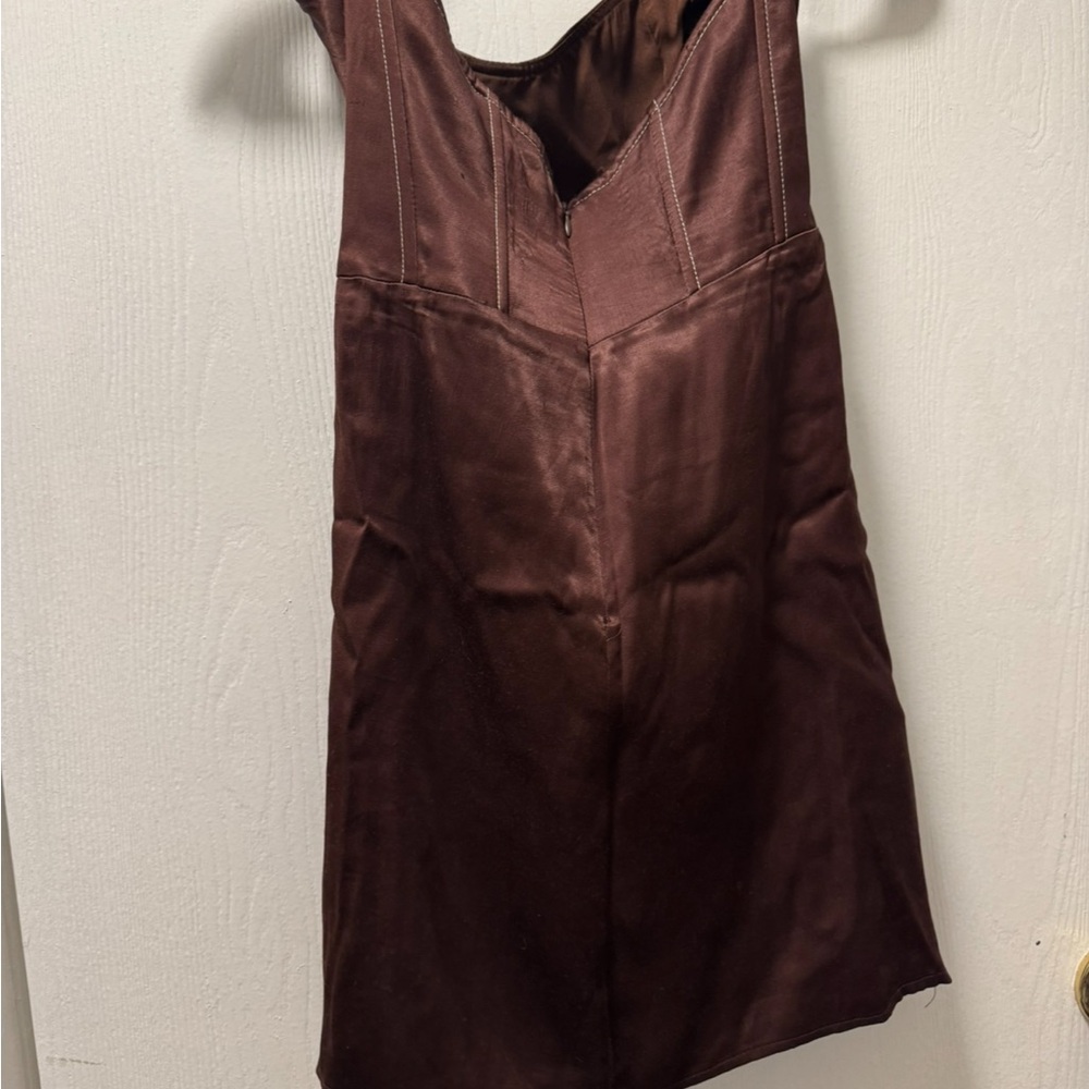 ZARA Top-Stitched Drape Dress |
Brown Size: Medium - Picture 4 of 4